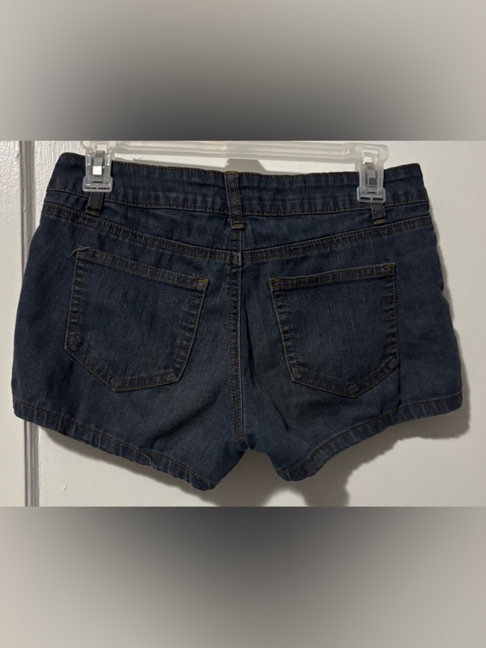 Wax Jean Dark Blue Wash Stretch Denim Jean Shorts Woman’s Size Small NWOT - Picture 3 of 6